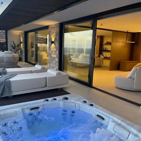 Mystique Luxury *